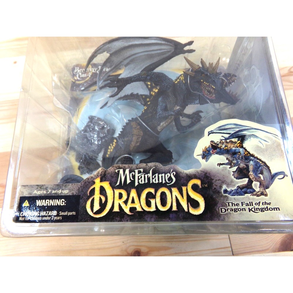McFarlane's The Fall of the Dragon Kingdom‎ 2006 Berserker Dragon Clan 4 NIB